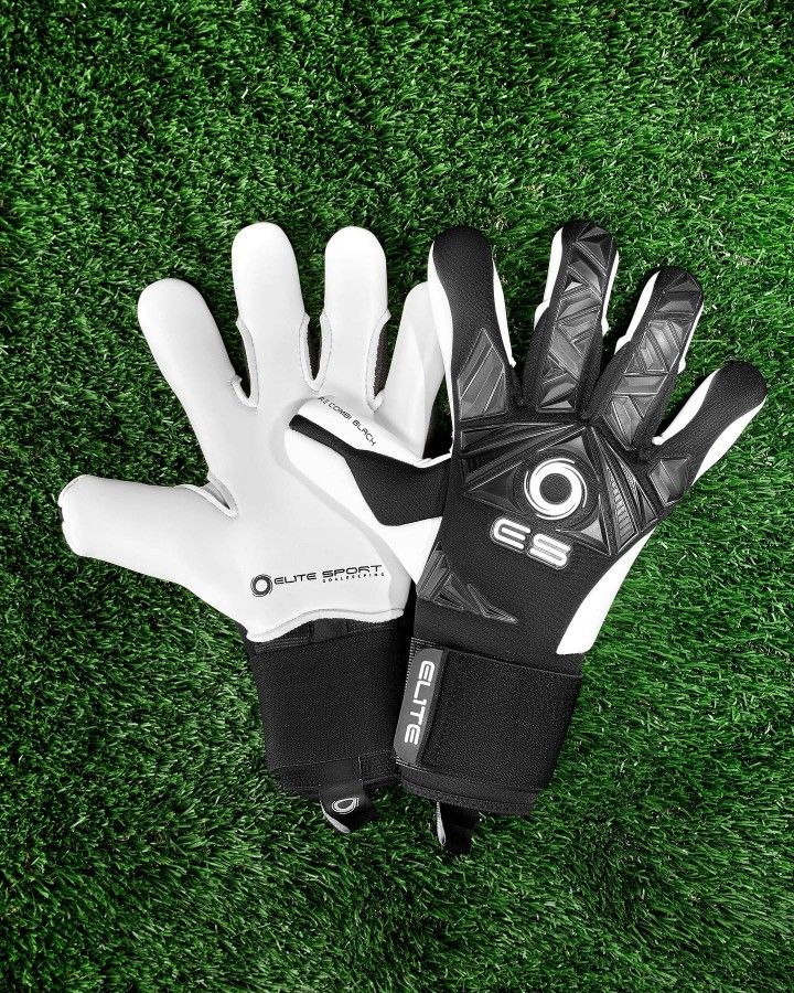 Goalkeepers gloves